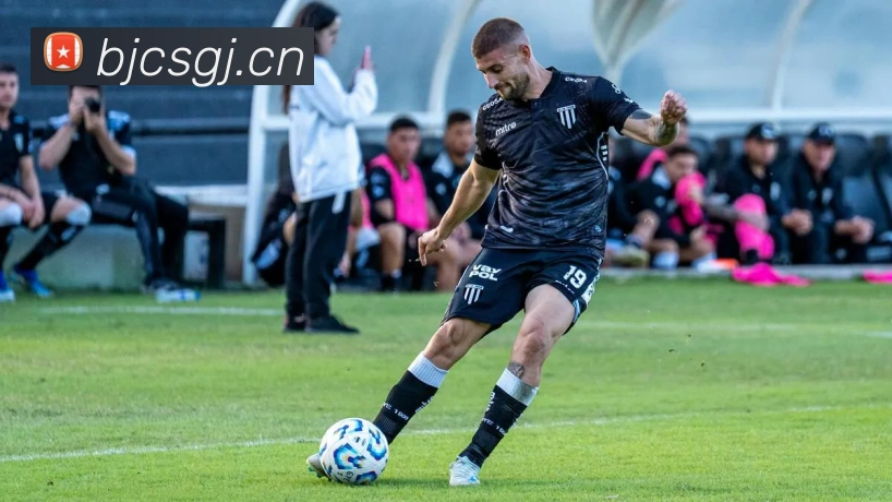 实时战报:诺维奇对阵布莱克本高清直播入口